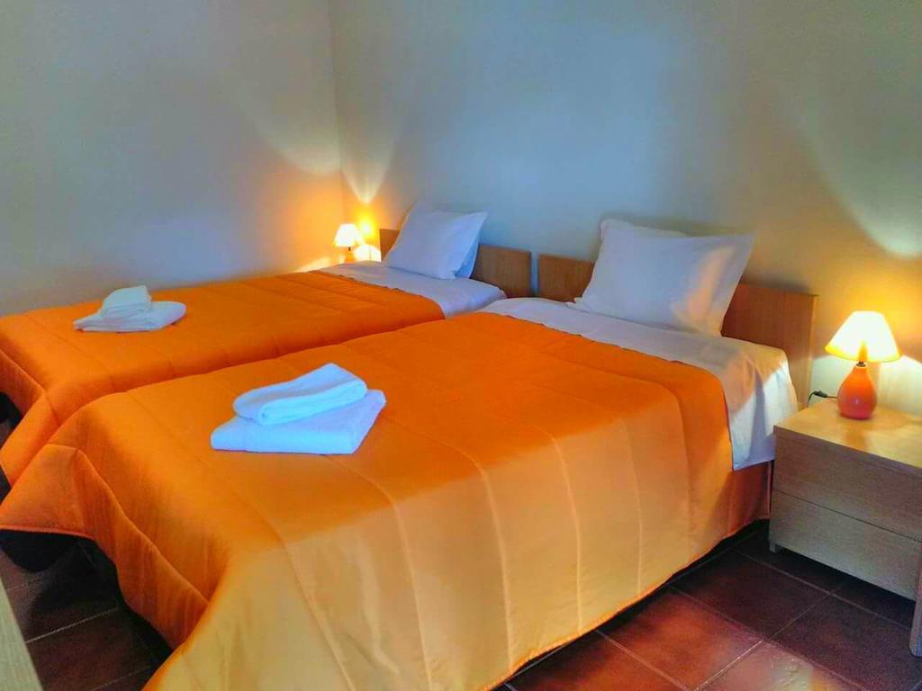 Hotel Monte Familia Ferreira à Vale de Acor Extérieur photo