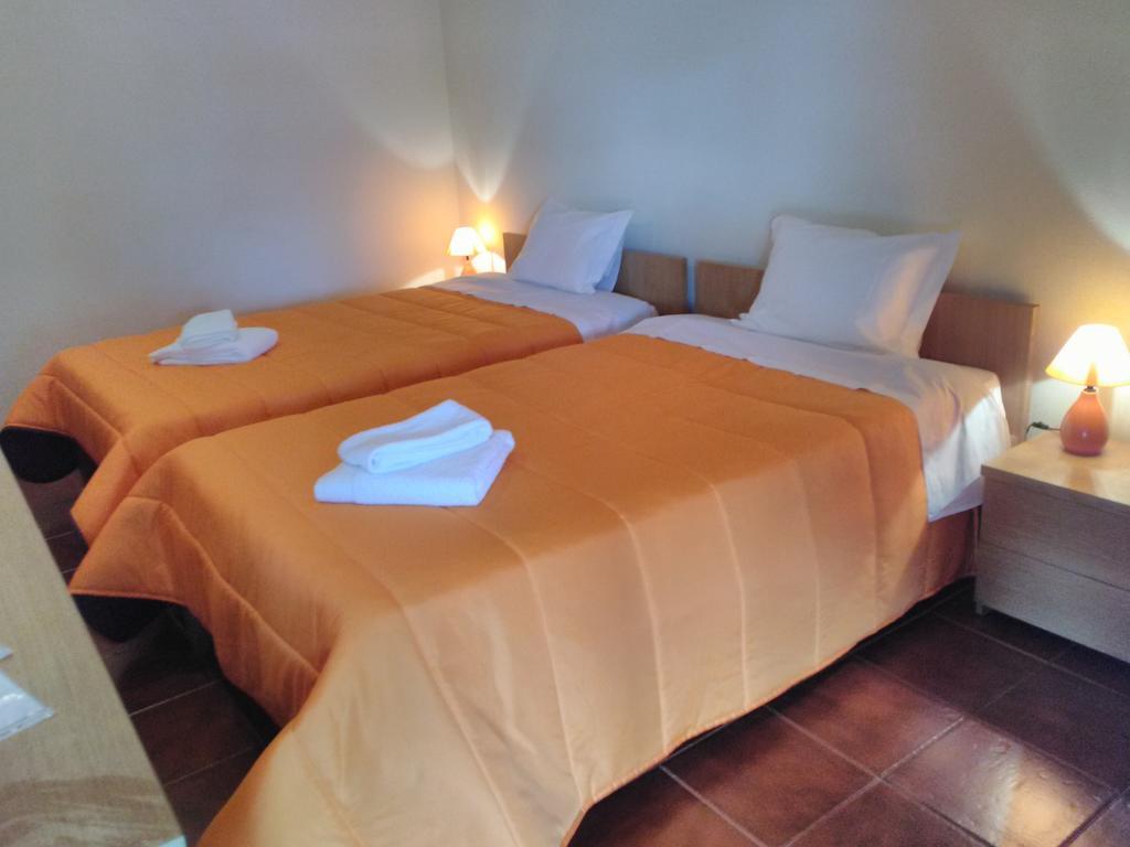 Hotel Monte Familia Ferreira à Vale de Acor Extérieur photo